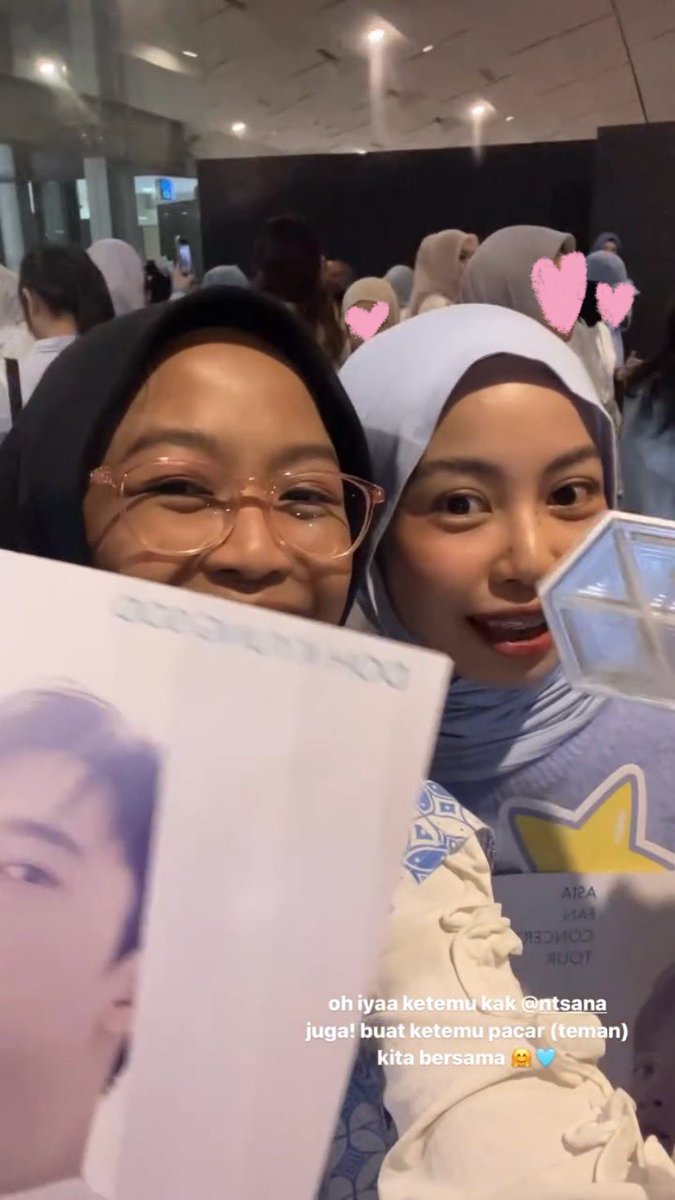 5ooinluv's tweet photo. @starzzlov apakah masih mirip kalau disandingin 😔✋🏼
makasiiihh lovvv 😻🫶🏼 https://t.co/D87OQpH7fe