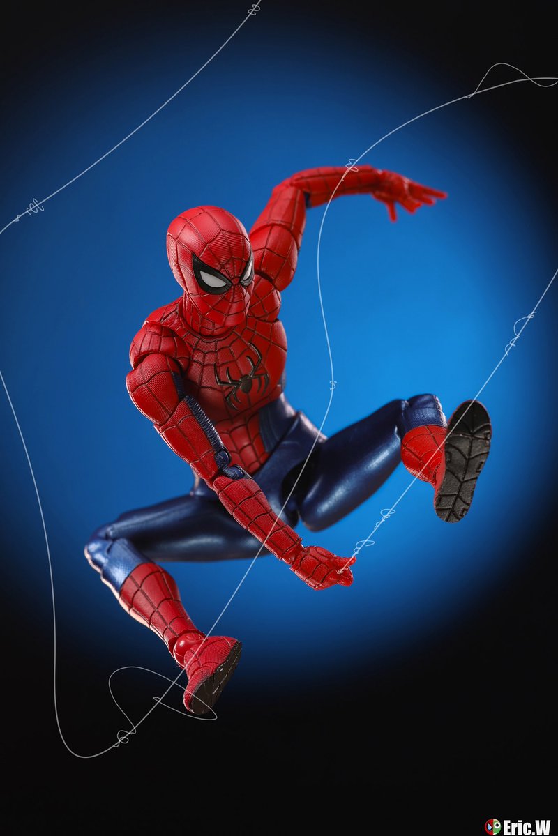 EricW2038's tweet photo. Medicom MAFEX No.262 Spider-Man New Red &amp; Blue Suit
Head Sculpt by sila_sculpture  Painted by fett.clone 
V82 by fahrulstore35 
#spidermanbrandnewday 
#figurepainting 
#figurephotography 
#tomholland 
#フィギュアーツ写真部 https://t.co/rXXbr2RQoT