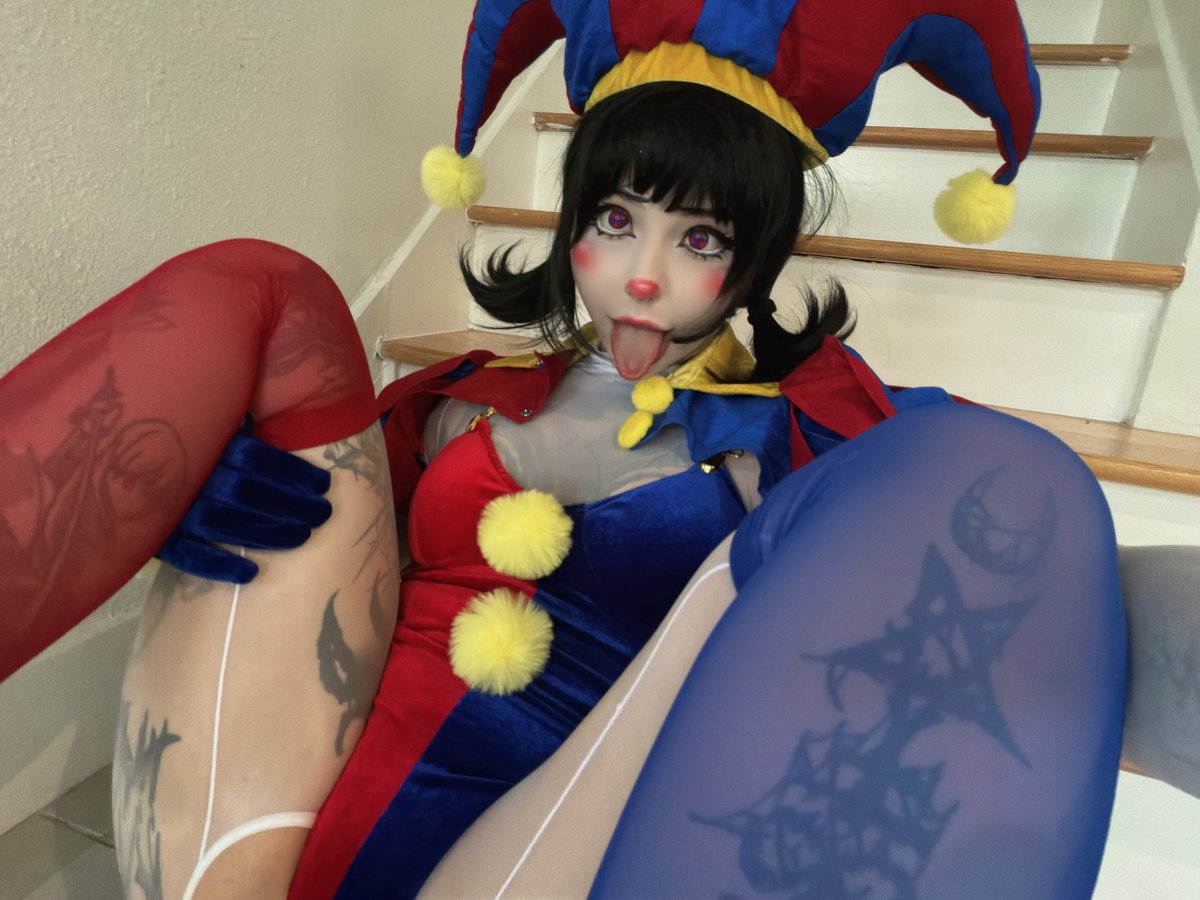 triplex_celeste's tweet photo. Guess the clown 🤡 : winner gets a 🎁 https://t.co/5b5wb7AW3R