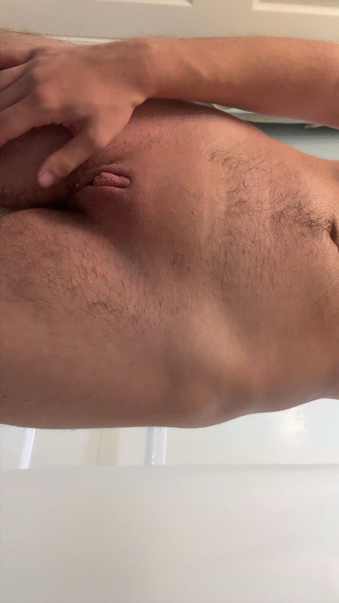 ftm_daddy1's tweet photo. Hi again. #nsfwtwtًً #shower https://t.co/W8RSZF97lQ