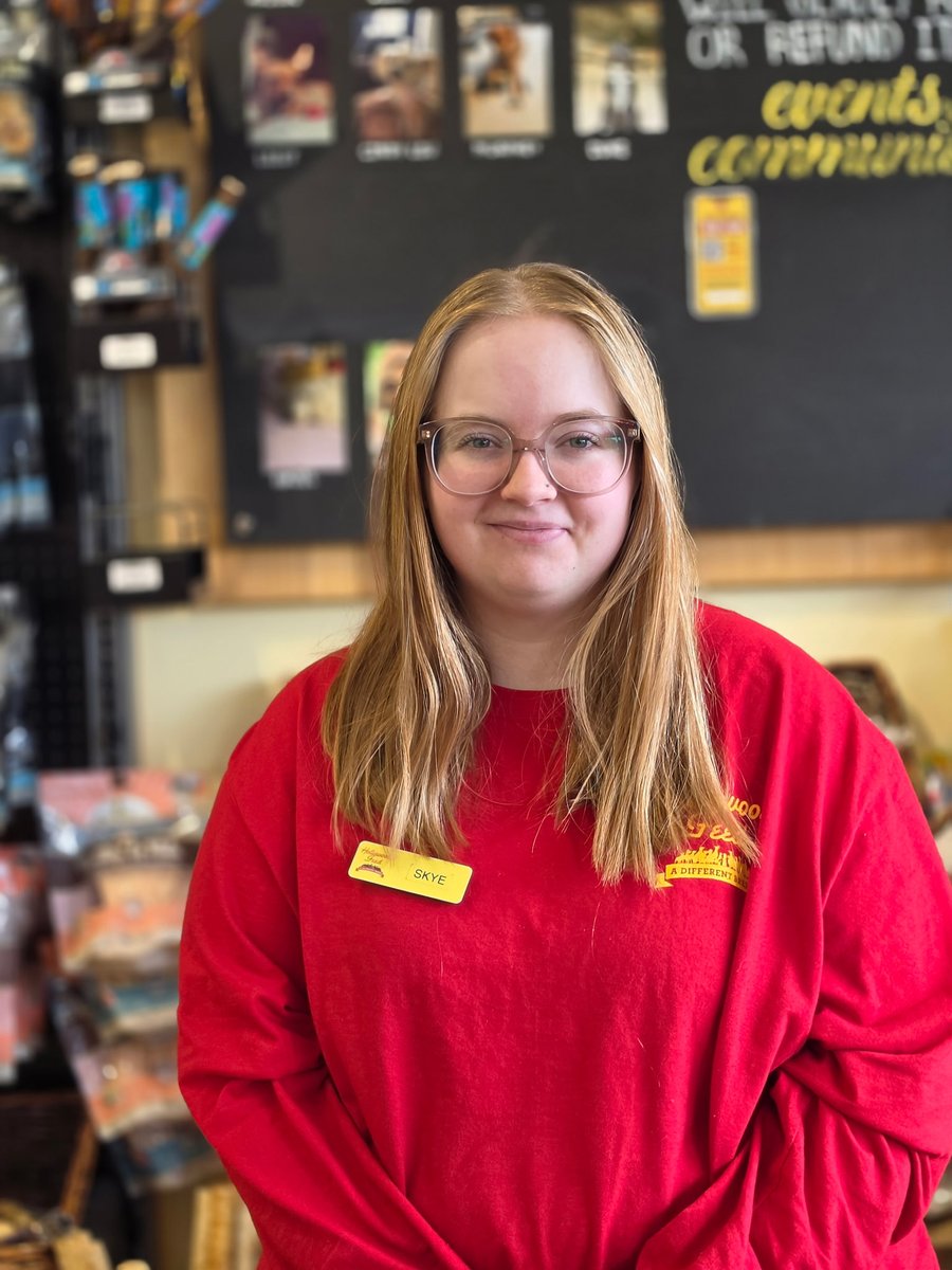 HWFeed's tweet photo. It’s Staff Spotlight Sunday! 📣

Meet Skye, Co-Manager in Aurora! 🐾 With us since 2020, she loves "building relationships with pets &amp; our community." 💛

Join us in thanking Skye! Drop a 🙌 or 🐶 below!

#hwfeed #feedteam #Aurora #StaffSpotlight https://t.co/z78qIpcbMV