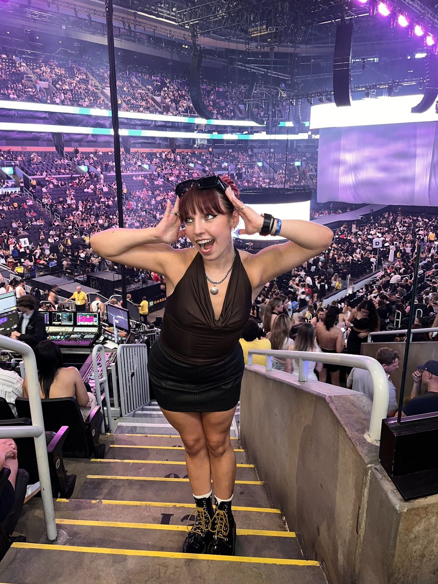 ⋆.˚✮ kelsey ✮˚.⋆ tweet media