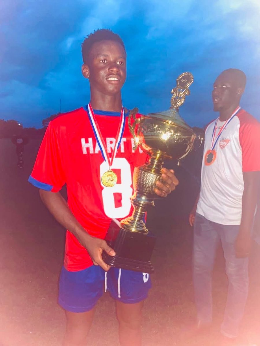 SomaGambia's tweet photo. 🏆HART FC are Jarra West Super Cup champions! Beat Black D Horse FC 5-3 on penalties after a 1-1 draw. Sambujang Cham gave Black D Horse the lead, Foday Drammeh equalized for HART FC. Champions take home D20,000, runners-up get D15,000. #JarraWestFootball #GambiaFootball https://t.co/Akv83971ft