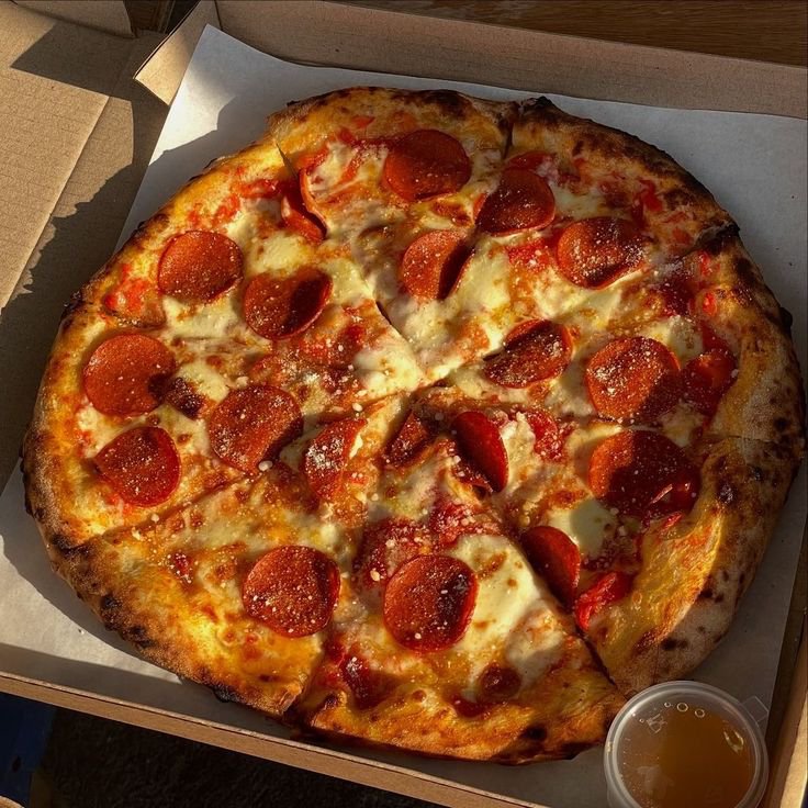 Yuanzombie's tweet photo. What do you think is the best pizza topping? https://t.co/b2EIwPdXtd