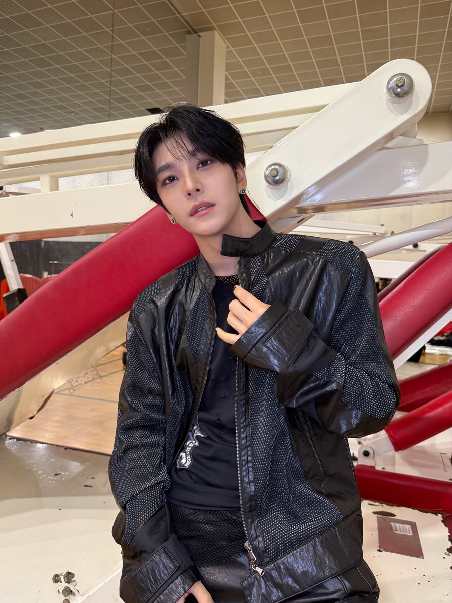 withHXL's tweet photo. 최근 뜬 사진 즁에 이게 젤 조음 어흑 ㅋㅋ 열심히 살아야지 https://t.co/n1ToXN6Pfi
