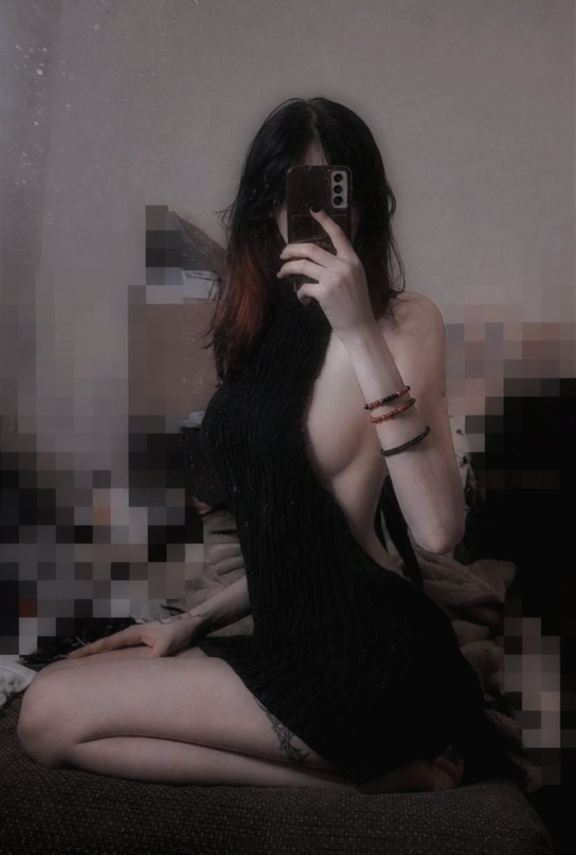 smoltiddymothgf tweet media