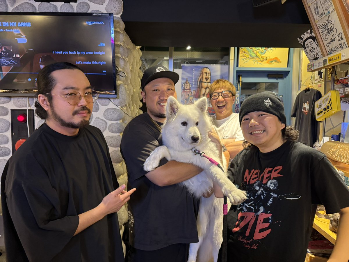 warunorirei's tweet photo. 梅田サイファー最高過ぎた！
今まで1番ヤバかったかも？ってぐらいヤバかった！
打ち上げもヤバかった！
マジで梅田サイファーのファンで良かった！
梅田のみんな＆スタッフの皆様ありがとうございました！
武道館絶対に行ったが良いど！
バーン！
#NOBOSE
#梅田サイファー
#ROT13 https://t.co/Uoq7pRhpzA