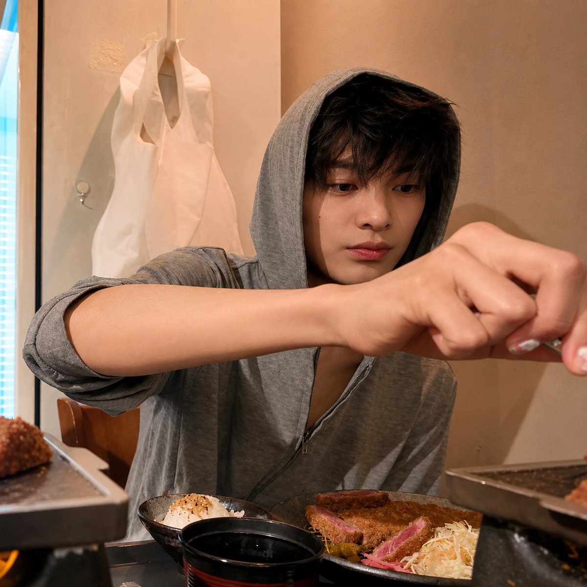 CORTIS_KEONHO's tweet photo. 모닝모닝☀️ 아침밥 먹는 거 잊지 마🫶

#CORTIS #코르티스 #コルティス
#KEONHO #건호 #アン·ゴンホ https://t.co/GeSVDnLw1W