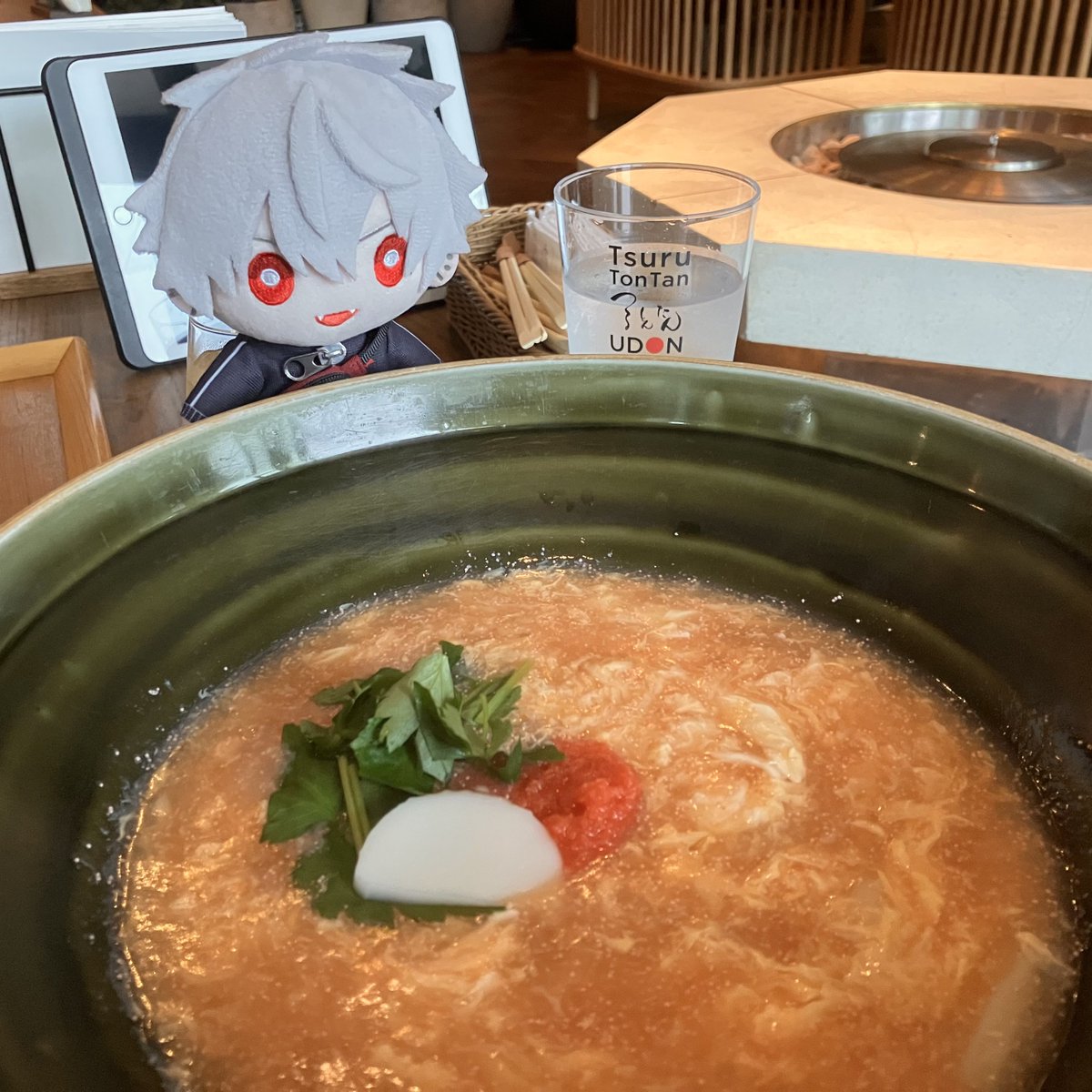 nui_vamp's tweet photo. くずさんぽ🐾 in 軽井沢③
食レポ練習🍦😋🍲 https://t.co/i9FSVb6qn3