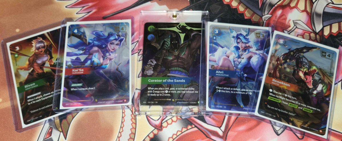SageKillah's tweet photo. Riven ON Pack 1 at 1st PR
Kai'sa Pack 1 at 2nd PR
Nasus ON Pack 1 of additional kit at 2nd event
Ahri Pack 1 of 3rd PR
Renekton ON from prize packs at 3rd event

- 3 Pre-Rift events
- Bought 1 additional kit at the 2nd and 3rd events
- 5+ banger pulls

#RBVendetta https://t.co/QCam70gZIf