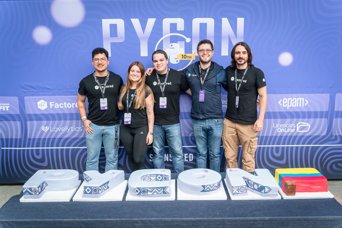 pyconcolombia's tweet photo. Un evento termina, pero la comunidad sigue creciendo. 💜

Gracias a cada speaker, asistente, sponsor, voluntario y organizador por hacer de PyCon Colombia 2026 una edición inolvidable.

¡Gracias por ser parte de esta comunidad.  Nos vemos en la próxima edición.
#pycon #pycon2026 https://t.co/kwomXHX3Cx