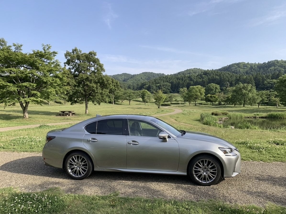 yukakenn's tweet photo. 暑さの思い出

#LEXUS GS450h Version L
#レクサス
#車と風景 https://t.co/4qHuKucdO9