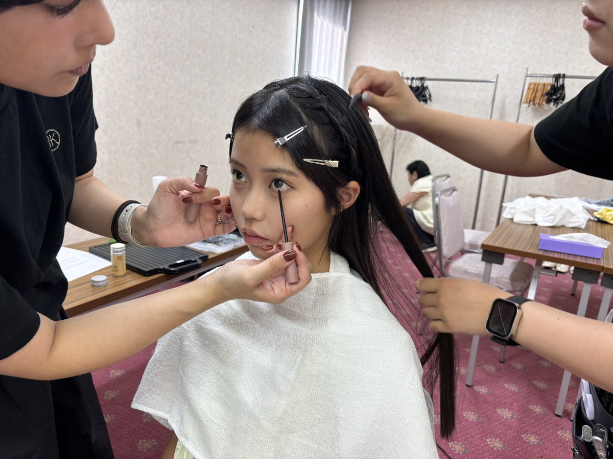 KidsKuwagata's tweet photo. 夢乃えるは今日はCM撮影です✨✨
どんなCMになるか楽しみ😊
制作会社様から、夢乃えるさん指名でCM撮りたいとご連絡いただき本当に嬉しいです💖
素敵なCMになるように頑張ります✨✨
情報解禁を楽しみにしていてねー💖
#VITORON
#夢乃える
#CM撮影 https://t.co/vJJb5MsjwF