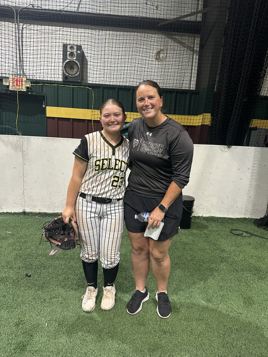 BrookeRay123's tweet photo. I had a great time at the DSCD West Georgia Clinic! Thank you to all the coaches who took the time to talk with me and teach me more about the game!
@RUSoftball22 @UNGSoftball @MercerUSoftball @CoastalSoftball @AUG_Softball @UWGSoftball @GrizzlyCoachKat @eulionssoftball https://t.co/y3LtXxzzI9