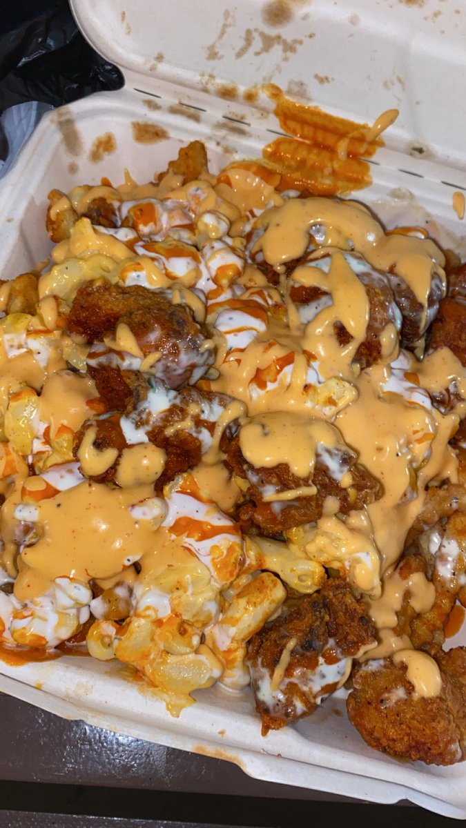 NAVIIROCBOII's tweet photo. Great eats …😩 https://t.co/CqHG0Sf7Iv