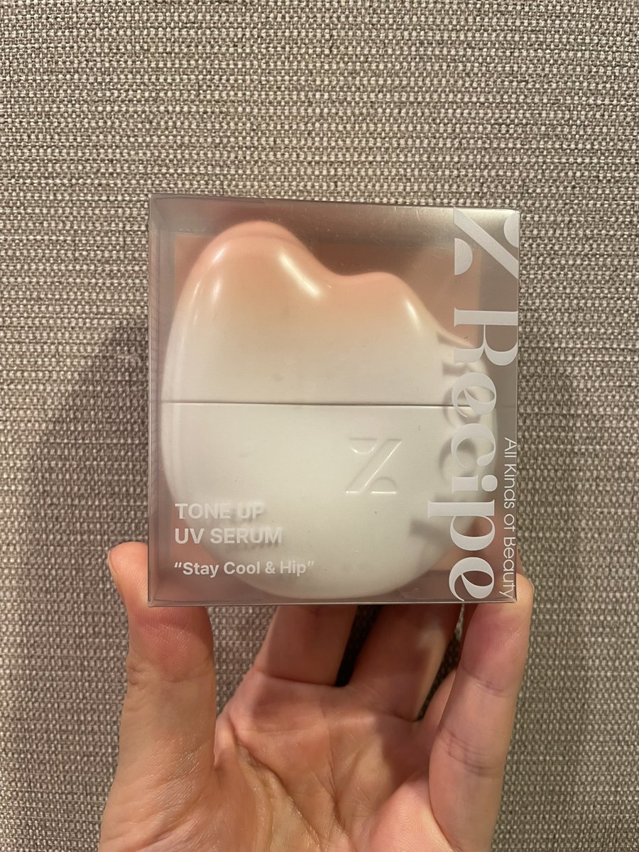 sayumin212's tweet photo. %Recipe トーンアップ UVセラムのしょうかいです。
SPF50+・PA++++で紫外線をしっかりカット💪
みずみずしく軽い使い心地で、自然にトーンアップ🤍
毛穴やメイク崩れも防いで、明るい肌をキープしてくれます🥰
ドン・キホーテで販売中🛒 https://t.co/bDAQmisPvR