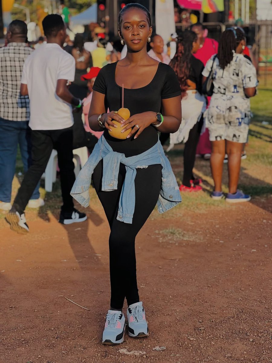 ClanBoss8's tweet photo. Kigezi beauty🍂🤭❤️, how many showed up for the event? https://t.co/VdtCcuj0Jr