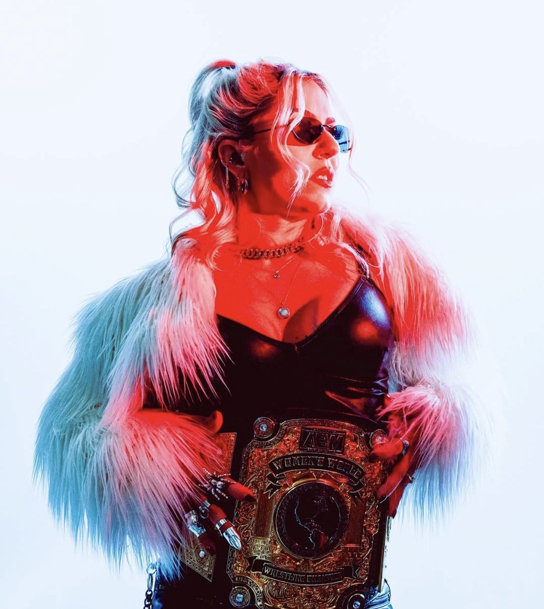 pinklightsticc's tweet photo. Thekla deserve some of the biggest flowers you could possibly give her. Even if you were a fan of hers before, NO ONE thought she would make this kind of impact, NO ONE thought she could be a world champion so soon and so successfully. One of the best signings aew has ever made https://t.co/QaRMO4qlGE