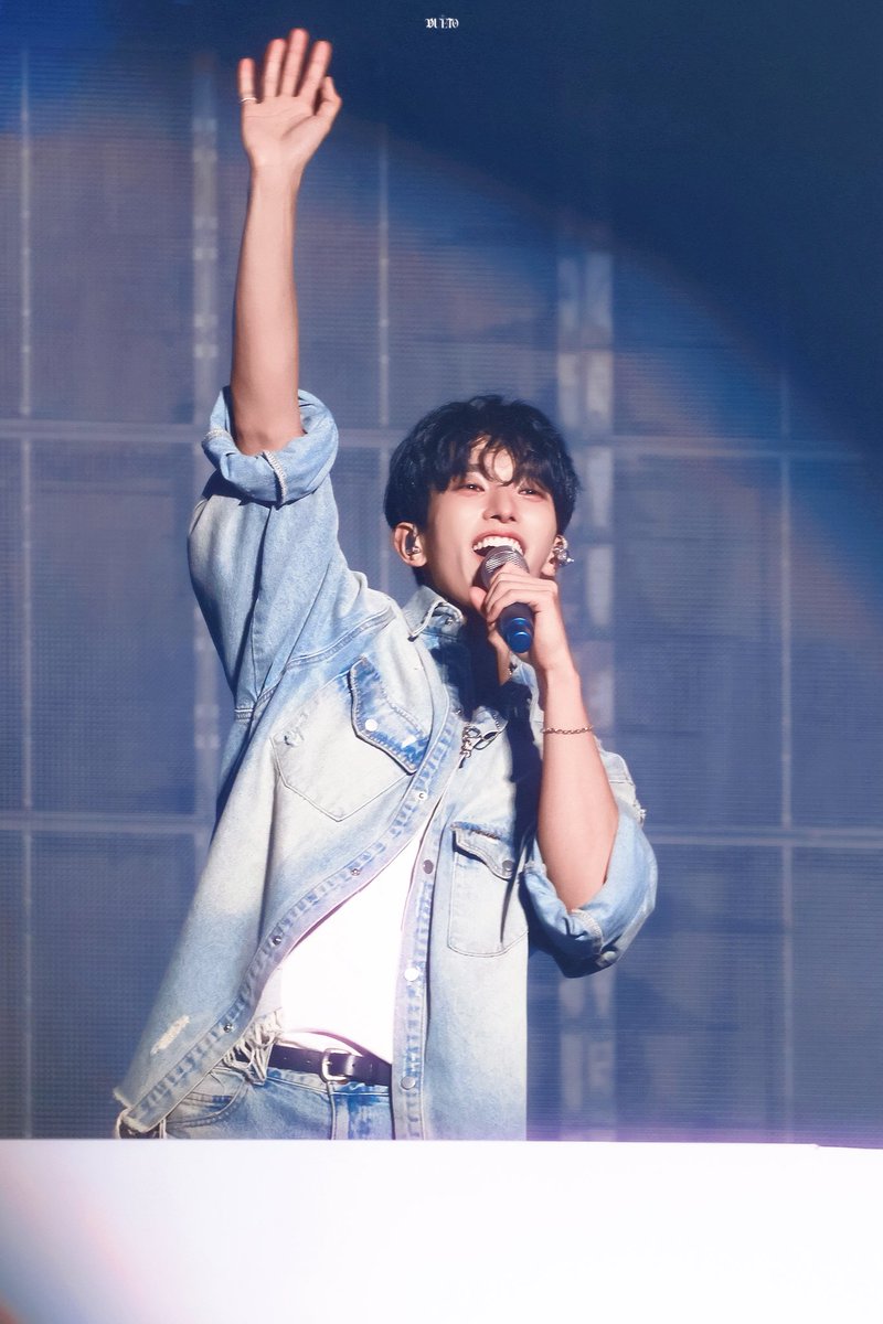 Dueto0218's tweet photo. 260726

건강히 잘 다녀오기! 🤙✨ 

#도겸 #이석민 
#ドギョム #DOKYEOM 
#세븐틴 #SEVENTEEN
@pledis_17 https://t.co/9Zlgks0aD6