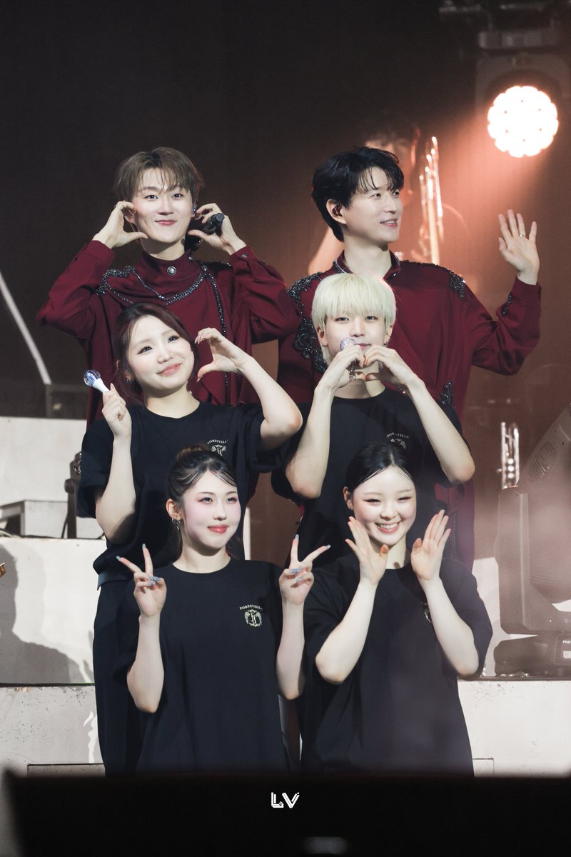 Ra1nyf0rest's tweet photo. 260726 THE LEGACY : SYMPHONY ENCORE

With [LJ Dance team]👏👏👏
꼭 또 봐요🥹💕 https://t.co/6VJuiV5K7x