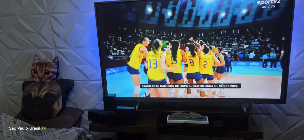 andrebonfim100's tweet photo. Ouro do Brasil Sul-americano de Vôlei
#VoleiNoSporTV #VOLEInoGETV #voleinaglobo @eespetacular @globoesporteSP https://t.co/y05ha5BxVD