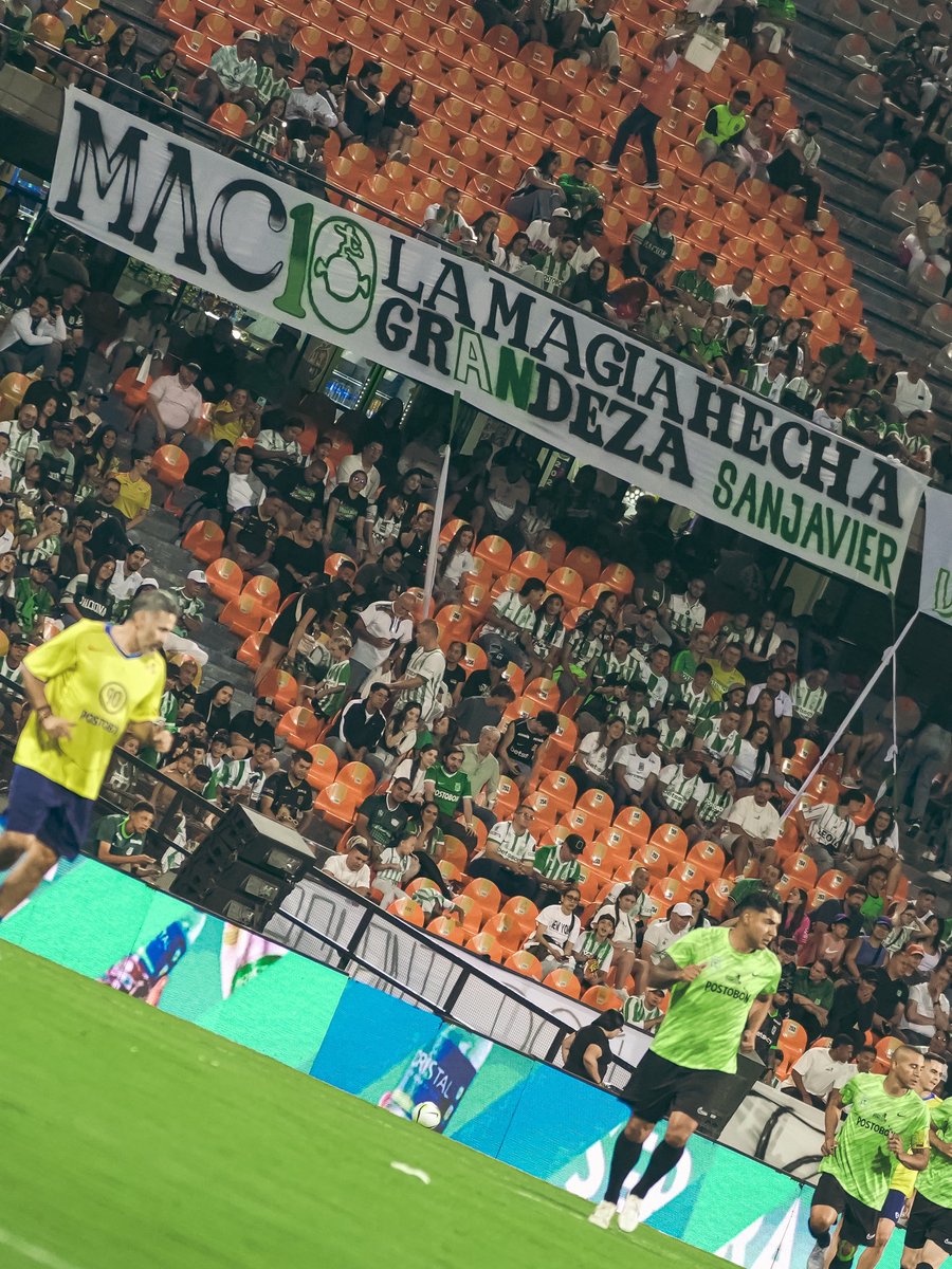 nacionaloficial's tweet photo. Muchas gracias, Macnelly muchas gracias. https://t.co/mdOJ3npxRs