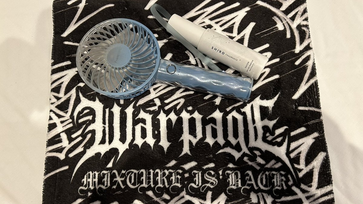 NB2itldbQv1's tweet photo. とっっっっっっても熱くて暑い2日間でした🥵🔥
早よ9月になって🐙

#WARPAGE https://t.co/evexLAwoSv