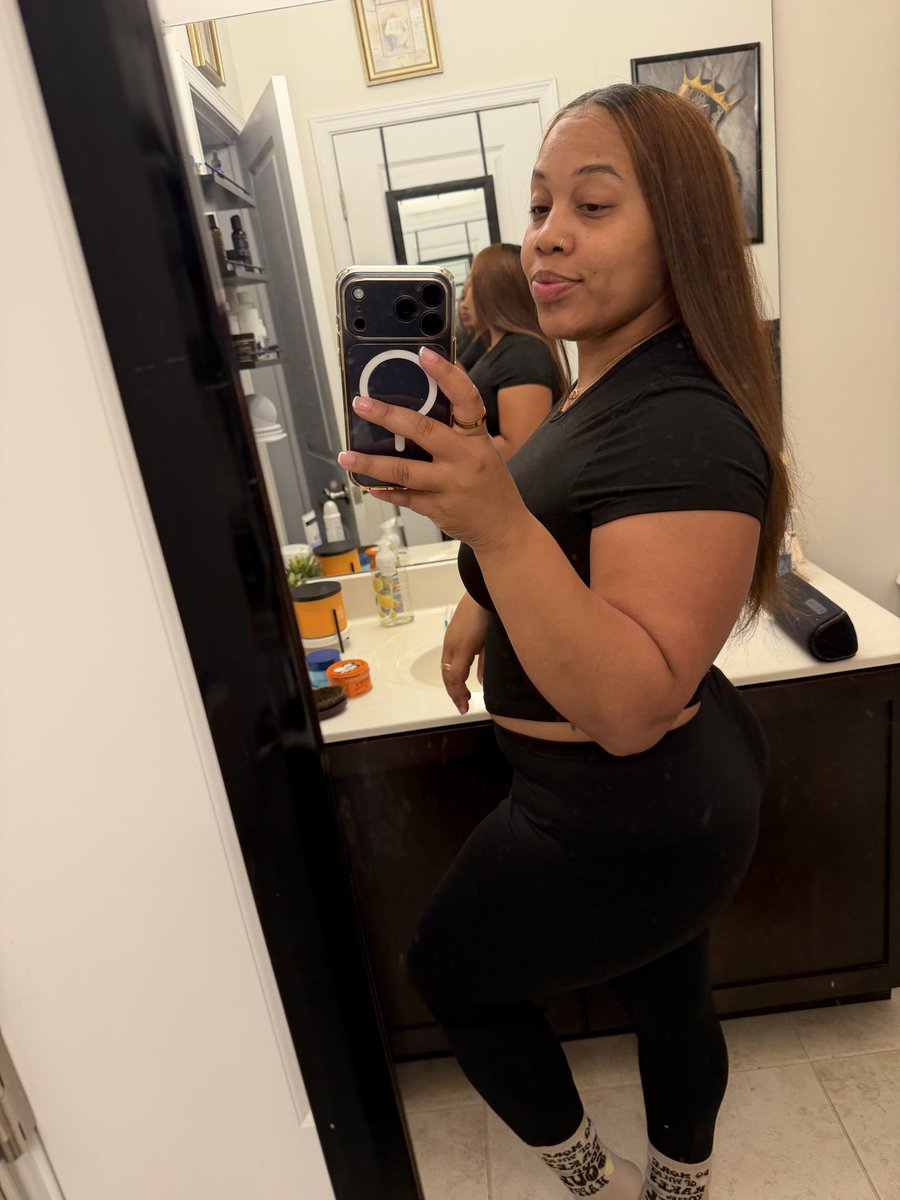pink_meech's tweet photo. Biggggggg maaammaaaaa 😂 https://t.co/8PGb68O8yU