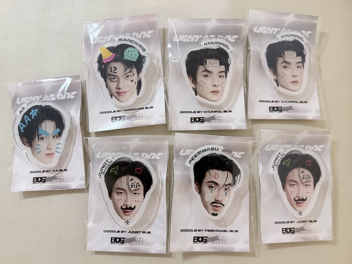 gg_oogg's tweet photo. ปล่อย griptok 
มาร์ค 1 ขุนพล 2 ภีม 1 จั๋ง 2 
เนื่องจากหิ้วมาเกินค้าบ
ชิ้นละ 290 บาท ค่าส่ง50คับ

#BUS_LIGHTASONE_D3
#BUS_LIGHTASONE
#BUSbecauseofyouishine
#ตลาดนัดBUS https://t.co/5DYDxoKIgJ