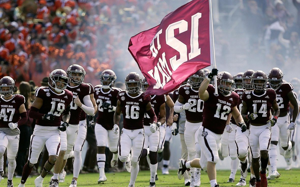JAYMITCH_1's tweet photo. #AGTG After a great conversation with @CoachTroop_ 
I’m blessed to receive an offer from Texas A&M University @AggieFootball 🏈
#GigEm 
Trust the process. The GRIND continues 💪🏾

@BFNDFball @Basorecoach
@CoachRitcheyFB @JeffHoweth7  @samspiegs @malloryhartley @GPowersScout @gregbiggins
@iam_alinedouard @adamgorney
@MikeRoach247 @ChadSimmons_
@DCTF @_RL_Martin @247Sports
@TomLoy247 @AABonNBC @SWiltfong_  @247Hudson @Josh_Scoop 
@WillTurboff  @BrandonHuffman @TFloss32 @TheUCReport @AWilliamsUSA @CKennedy247 
@BDammone @CoachTMcCormick
@nikefootball @TheOpening @usnikefootball 

#TexasHSFB  #TXHSFB  #RecruitThe210 #RecruitBrennanBears #HighSchoolFootball #OFFERSZN 
#2028watchlist