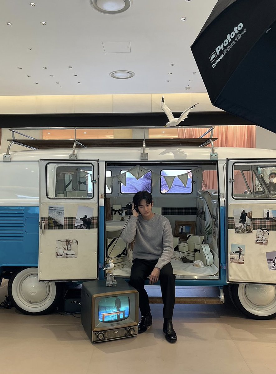 myballoon_korea's tweet photo. We successfully delivered a special debut anniversary gift to Kim Soo Hyun.
We hope your heartfelt support made his day even brighter.
Let's make another beautiful memory together next time!
#KimSooHyun #キムスヒョン #김수현 #金秀賢 https://t.co/0zTdQ8OnVC