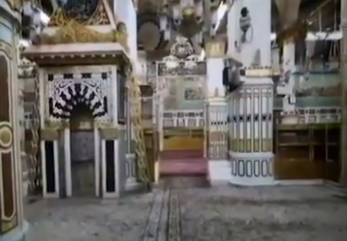 redaujaimi's tweet photo. اللهم صل وسلم وبارك، على سيدنا ومولانا محمد وعلي آله، عدد ما أمطرت السماء منذ بنيتها، وعدد ما أنبتت الأرض منذ دحوتها، وعدد النجوم فى السماء، فإنك أحصيتها، وعدد ما تنفست الأرواح منذ خلقتها، وعدد ما خلقت، وما تخلق، وما أحاط به علمك، وأضعاف ذلك. https://t.co/B489PZh3c4