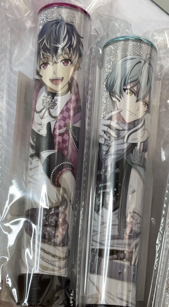 usaebi1105's tweet photo. ペンラチューブ届きましたー！！
ライブ楽しみです♡♡

#アイナナ https://t.co/isDnfAMbWz