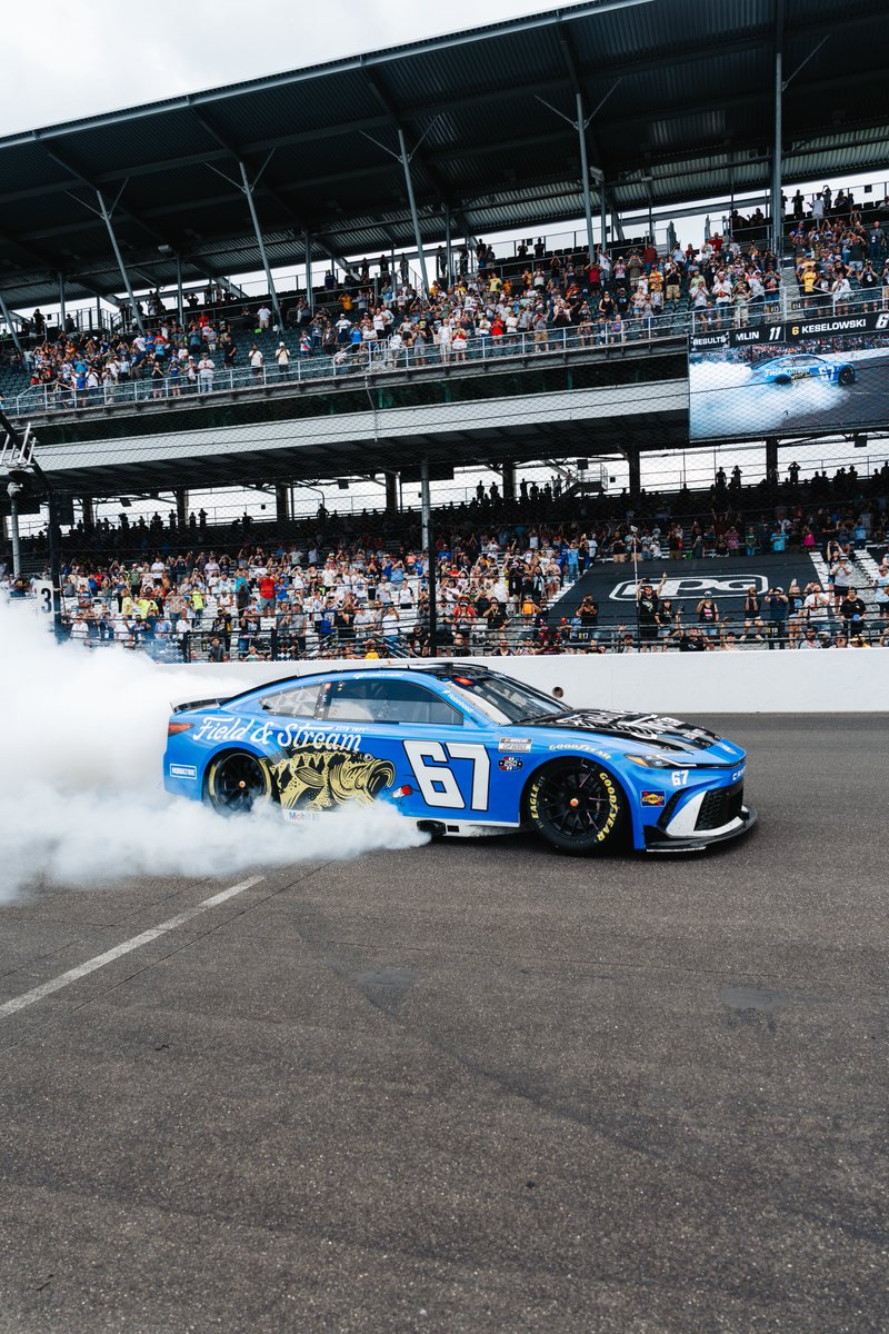 CoreyHeim_'s tweet photo. Holy 💩! WINNERS at the Brickyard!!! @23XIRacing @FieldandStream https://t.co/ABJbsER1jN