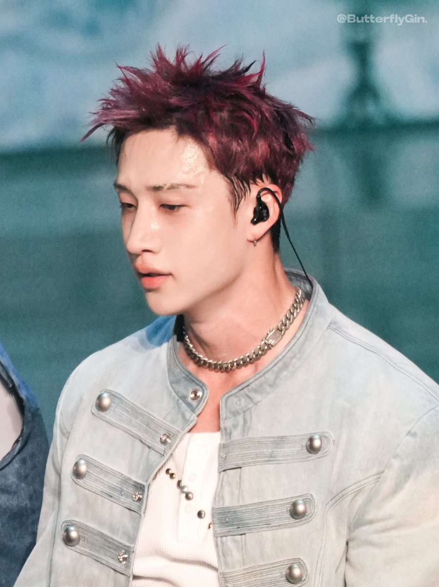 ButterflyGin_'s tweet photo. 20260726 🐺
美得像油画

#BangChan #Straykids #방찬 #스트레이키즈 https://t.co/ki4Gwtf7jy
