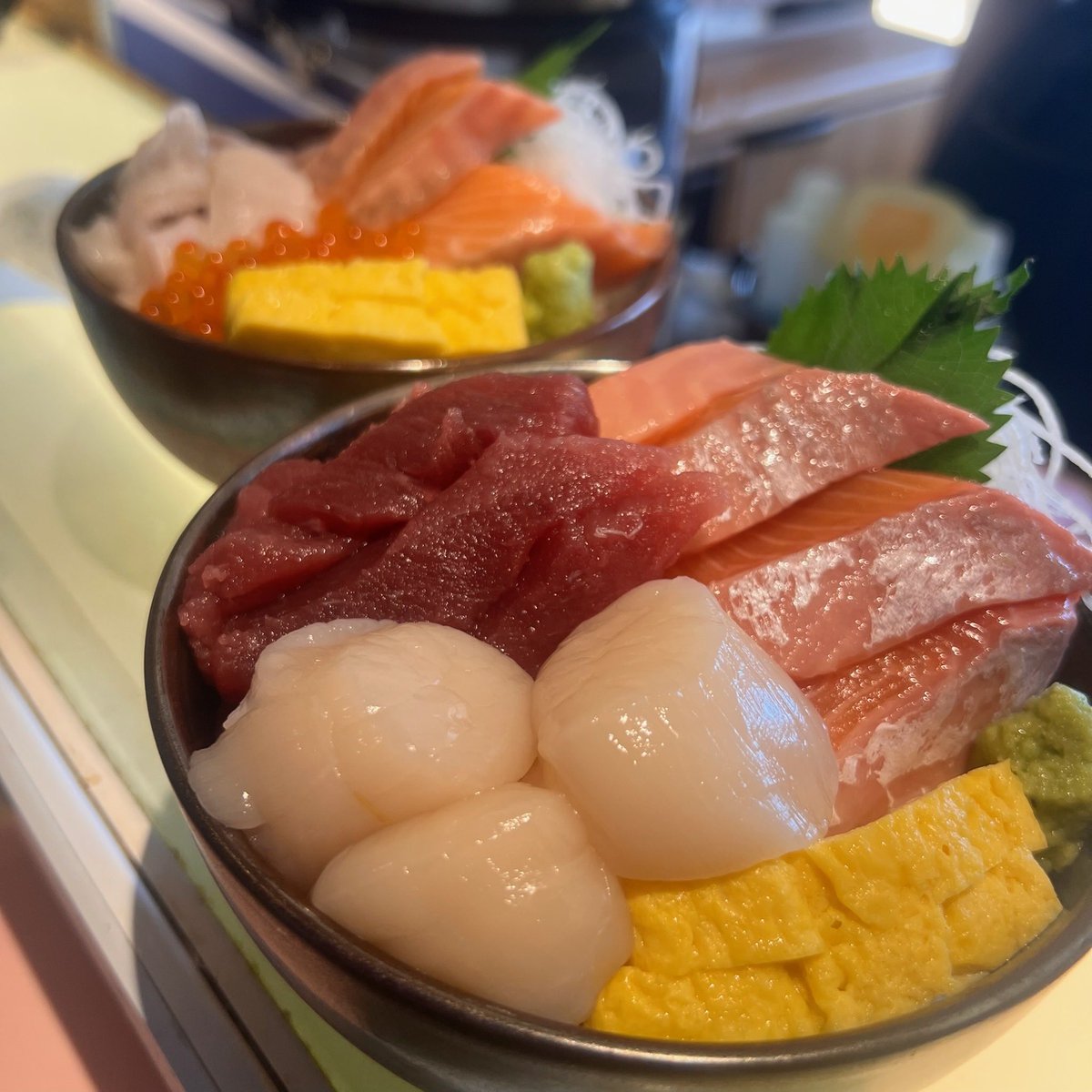 aoitori629's tweet photo. 🐚ぷりぷり甘〜い、海のアイドル。北海道のほたて ✨

噴火湾・根室・オホーツク沿岸で育った“3年もの”のほたてを厳選❣️
肉厚でぷりっぷりの食感、そして口いっぱいに広がる上品な甘みはまさに格別💛ぜひご堪能ください😋

ランチは海鮮丼専門店
10:00〜14:00
Lo13:30 https://t.co/NJQoDBu2NG