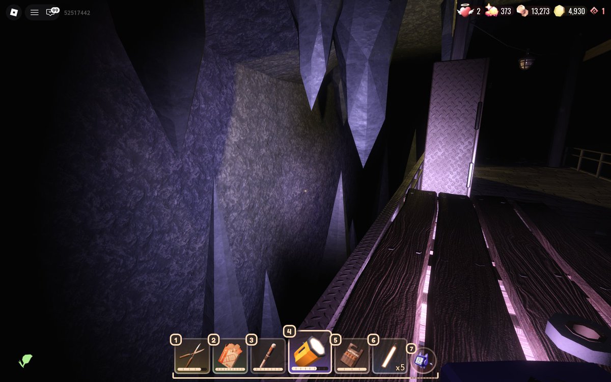 Cm_LoggedOff's tweet photo. am i crazy or have i never seen this room mentioned nor have i ever seen it before because i do not remember a room like this at all #robloxdoors https://t.co/YIC67TDICF