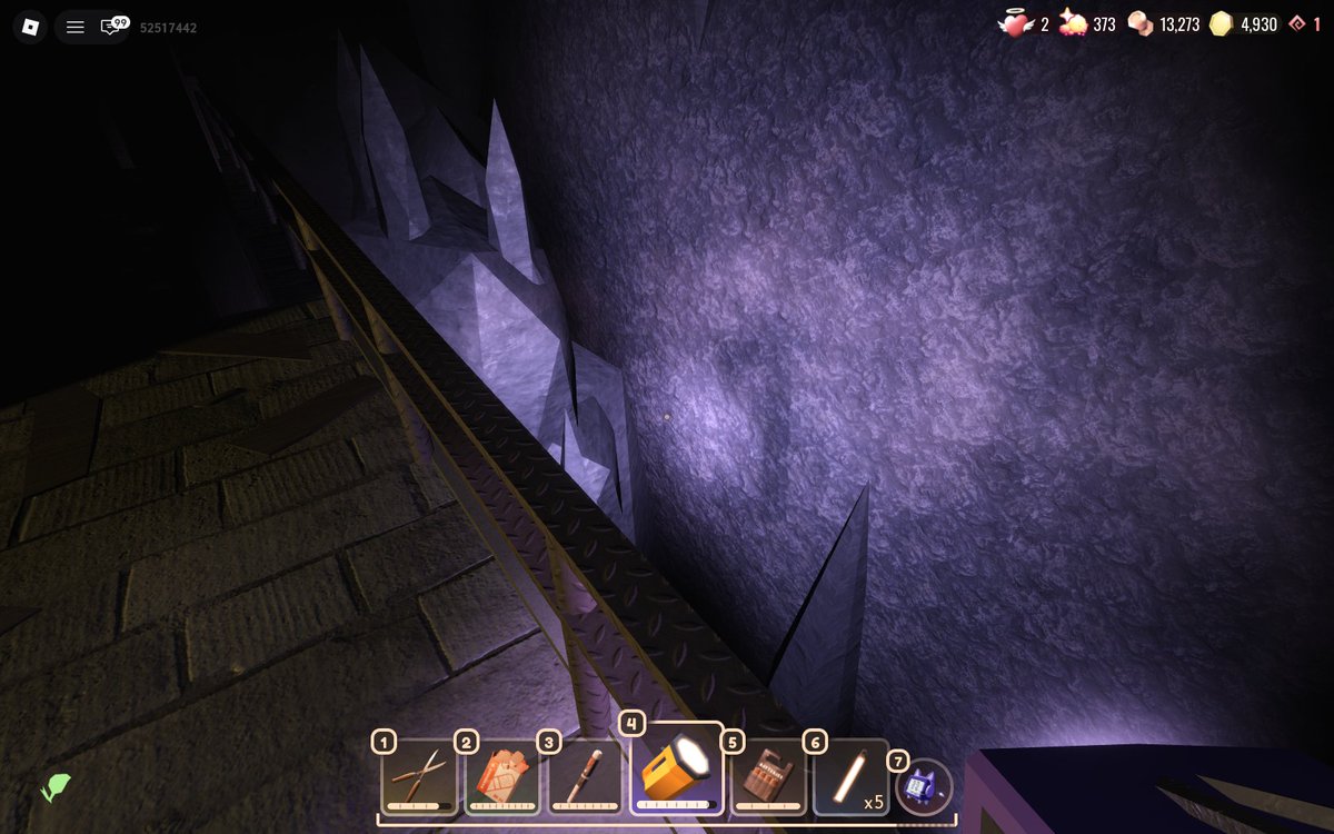 Cm_LoggedOff's tweet photo. am i crazy or have i never seen this room mentioned nor have i ever seen it before because i do not remember a room like this at all #robloxdoors https://t.co/YIC67TDICF
