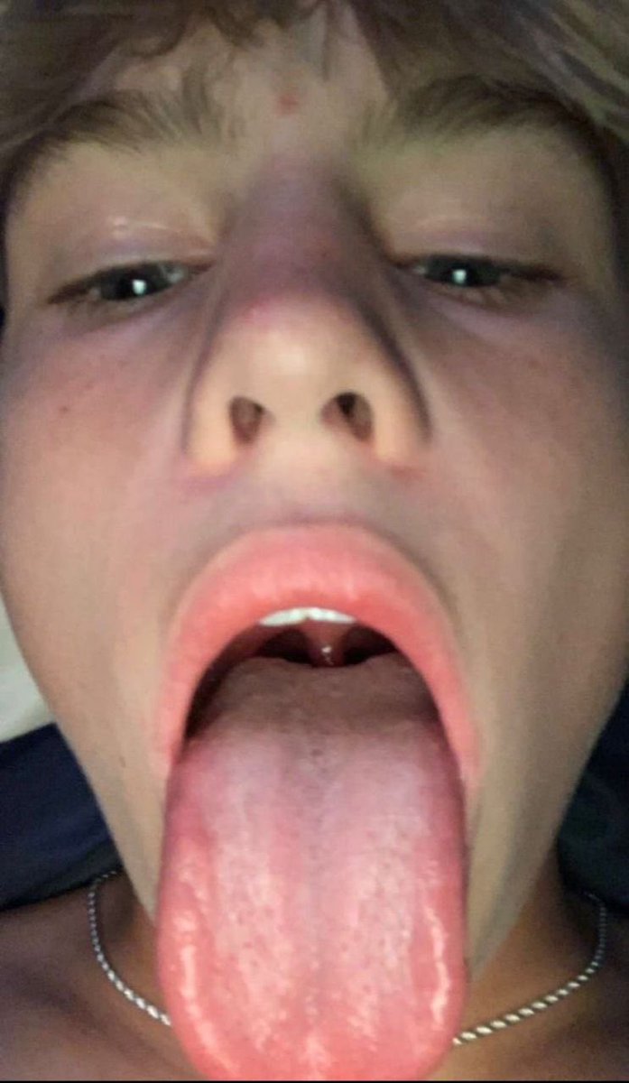 RapeMyles's tweet photo. https://t.co/Y8oceXiE0F https://t.co/59yiLxmW9w