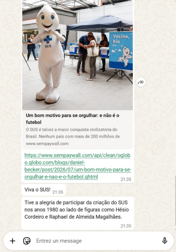 lnnocencio's tweet photo. professores de federal sao tipo "que legal essa notícia!! haha  aliás eu fui um dos criadores do SUS 😀#funfact" https://t.co/xIlGdRuwOC