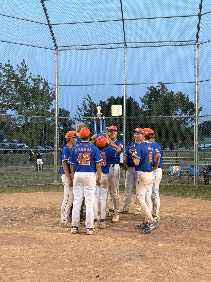 HerrodDean06's tweet photo. 🏆🏆🏆 16U #JaxxBoys™️ 🏆🏆🏆
        C.H.A.M.P.S. @ the Upstate Showdown in Western New York ❗️
     7-3 Winners vs. THUNDERWOLVES Prospect 2028 in the S.H.I.P. 🛳
    5-1 on the week 💪 Way 2 Hammer 🔨,  Fella's❗️❗️❗️
#JaxxBoysBaseball™️ ⚾️ https://t.co/7kNk3Luqu0