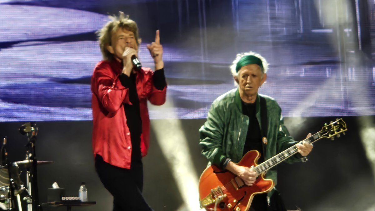 Bluecat20's tweet photo. @officialKeef @MickJagger Brothers https://t.co/iBNjENGaXR
