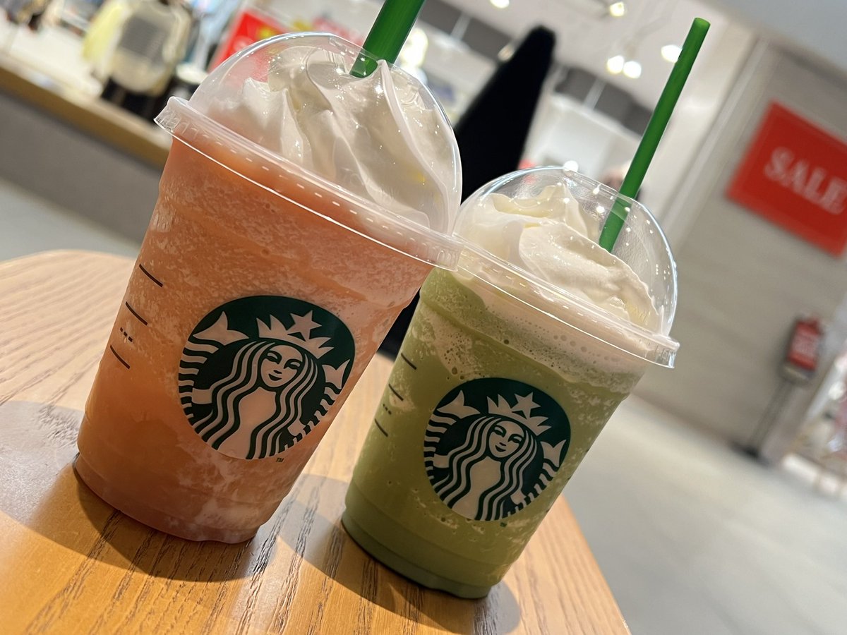 mikaru825's tweet photo. 桃のStarbucks CoffeeとシャインマスカットなTully's！どちらも美味しかった(,,•﹏•,,)
 #Starbucks Coffee 
 #Tully's https://t.co/UD7zMnJVpe