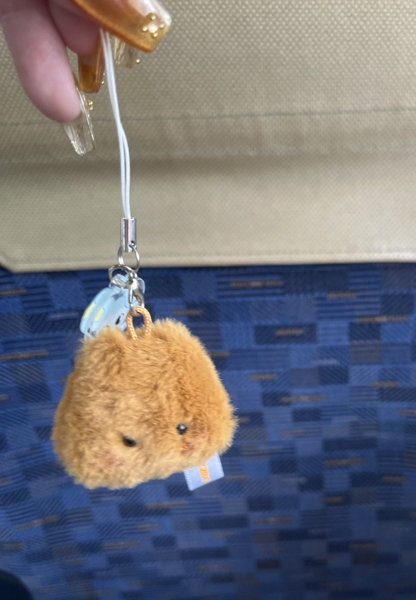 aya_onakasuita_'s tweet photo. ちなみにゆるぼなんですけど、ffニムで入場特典のクオッカ⇄ジニレで交換してくださる方いませんか〜！！！郵送になりますが（ ;  ; ） https://t.co/PeBm5FPjgS