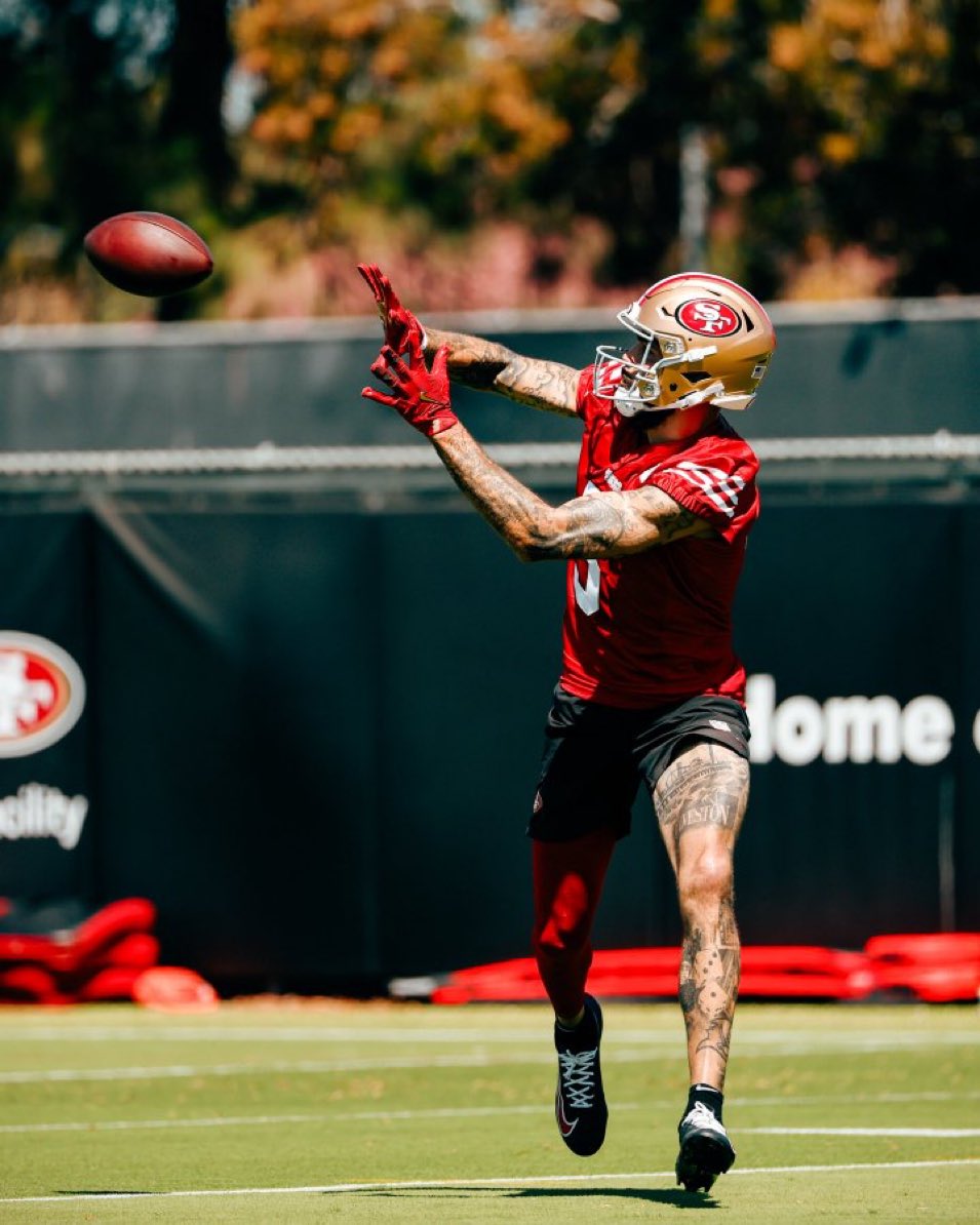 Niners Lead tweet media