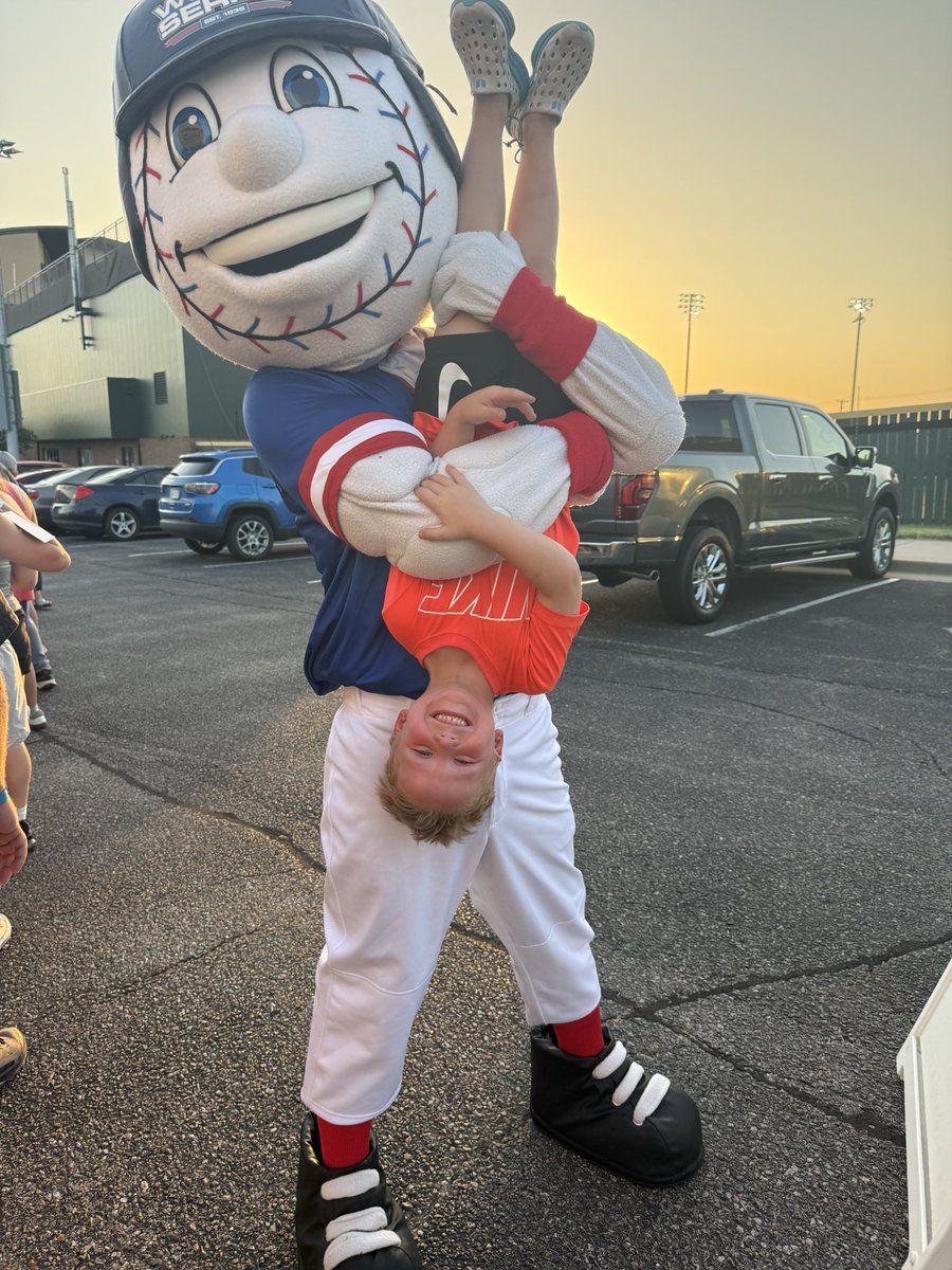 EPro04's tweet photo. Game 74 of 2026 is the final game of 11 for @NBCBaseball Baseball Round the Clock. It’s the @SanDiegoStars81 and @RealGoldpanners. 11 games. 33 hours. We survived! What an extremely hot and exhausting weekend. All the games were at Eck Stadium in Wichita, KS. https://t.co/uzIDOoFQsG