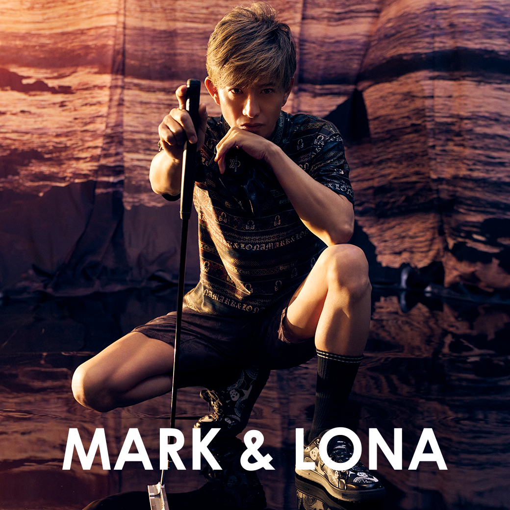 MARK_and_LONA's tweet photo. 【NEWS】
木村拓哉さん出演のCM『LEGACY OF THE ICON』 着用モデルが発売!

Item No.
Tops:MLM-26C-AA04
Shorts:MLM-26C-AT04
Sneakers:MLS-6A-SS03
Glove:MLS-6A-SG05

詳しい情報は、店頭スタッフまたは公式オンラインストアにてご確認ください。

オンラインストアは、こちら↓
https://t.co/1YvMUrxh1V

#markandlona #木村拓哉 #takuyakimura #golf