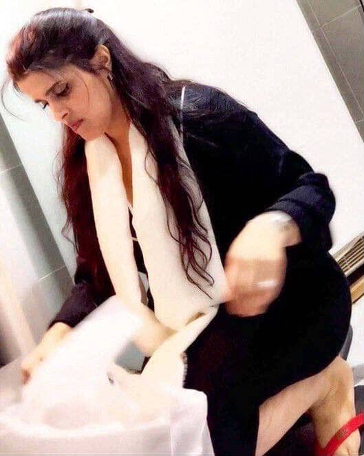 Dextaar1's tweet photo. روان الخالدي بنت القحبه المفضوحه اخت الديوث نيكوو كسمها الرخيصه بنت الشرموطه البقره امل الخالدي 🤏🏻🦶🏻🐽😵‍💫
- https://t.co/QgWTQ5EPyl