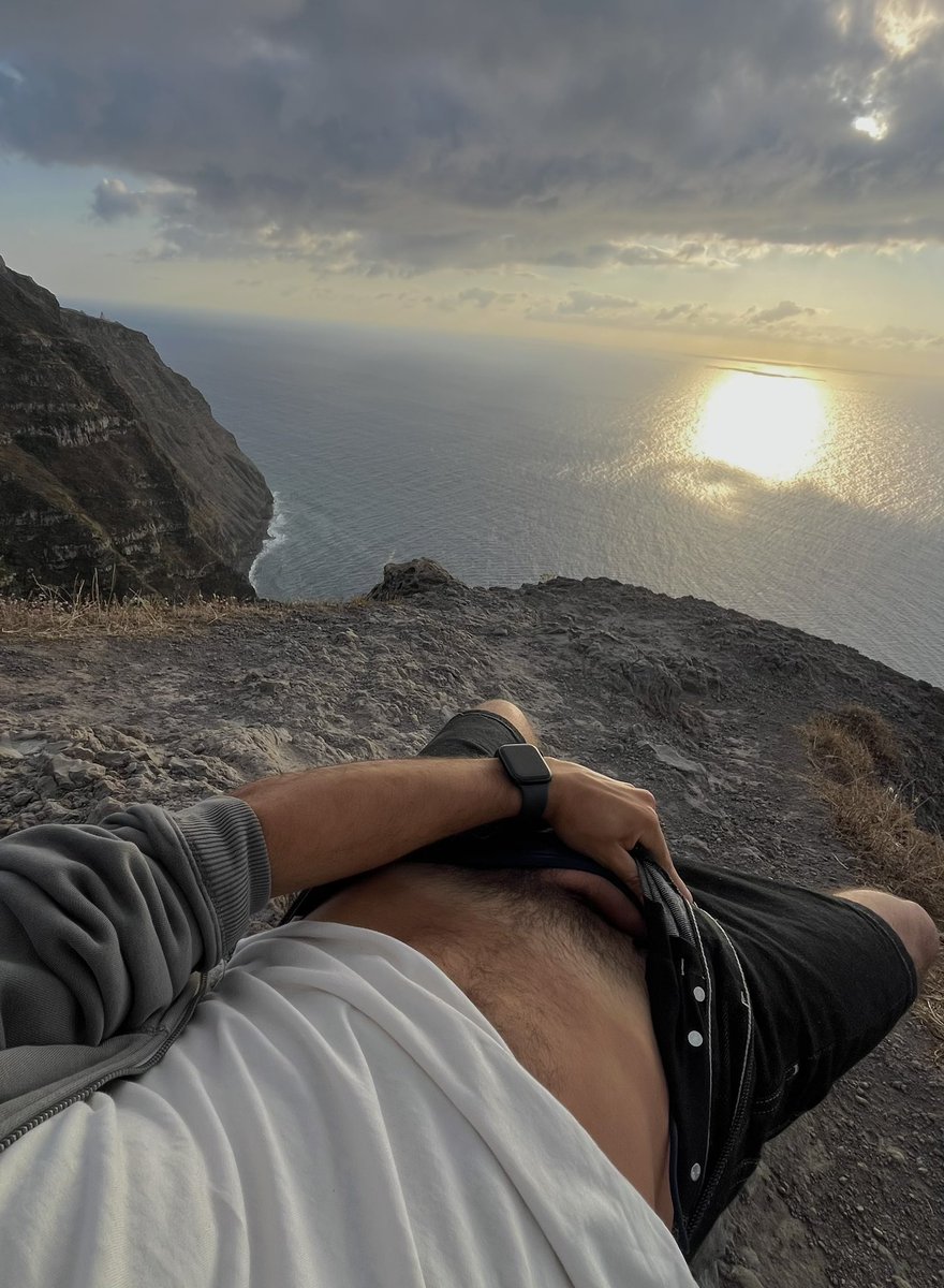 DannyPhantHoe's tweet photo. A melhor paisagem 😋 https://t.co/zasj4wvDif