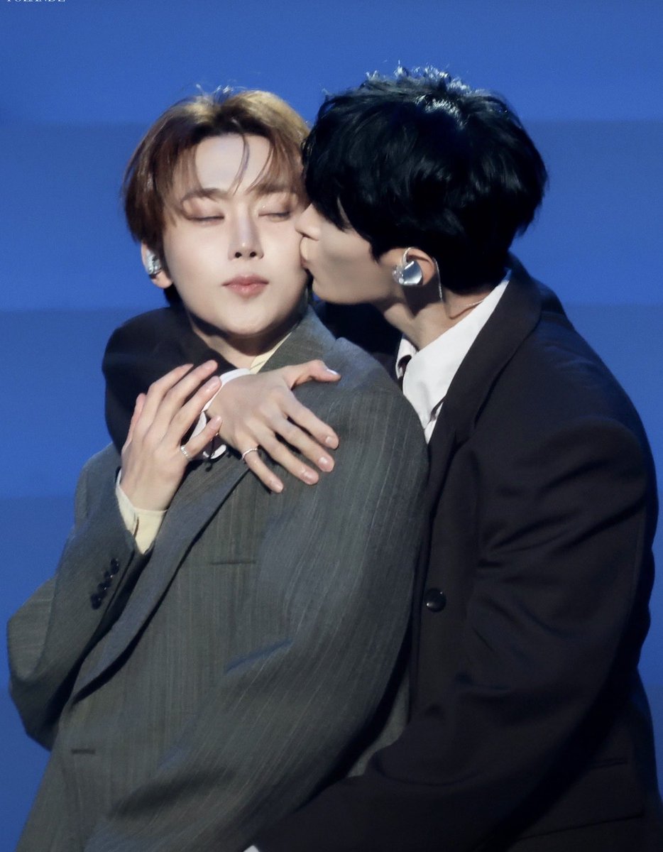 pao_casshua's tweet photo. NADIE está pensando lo suficiente en seungkwan diosmio, él la está pasando peor que todas nosotras https://t.co/Gl61xMvpwt